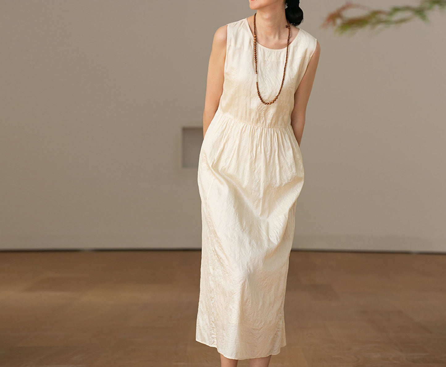 edoa Tussah Silk Sleeveless Dress