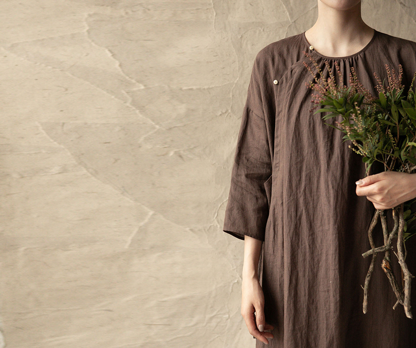 edoa Brown Ramie 3/4 Sleeves Modified Qipao