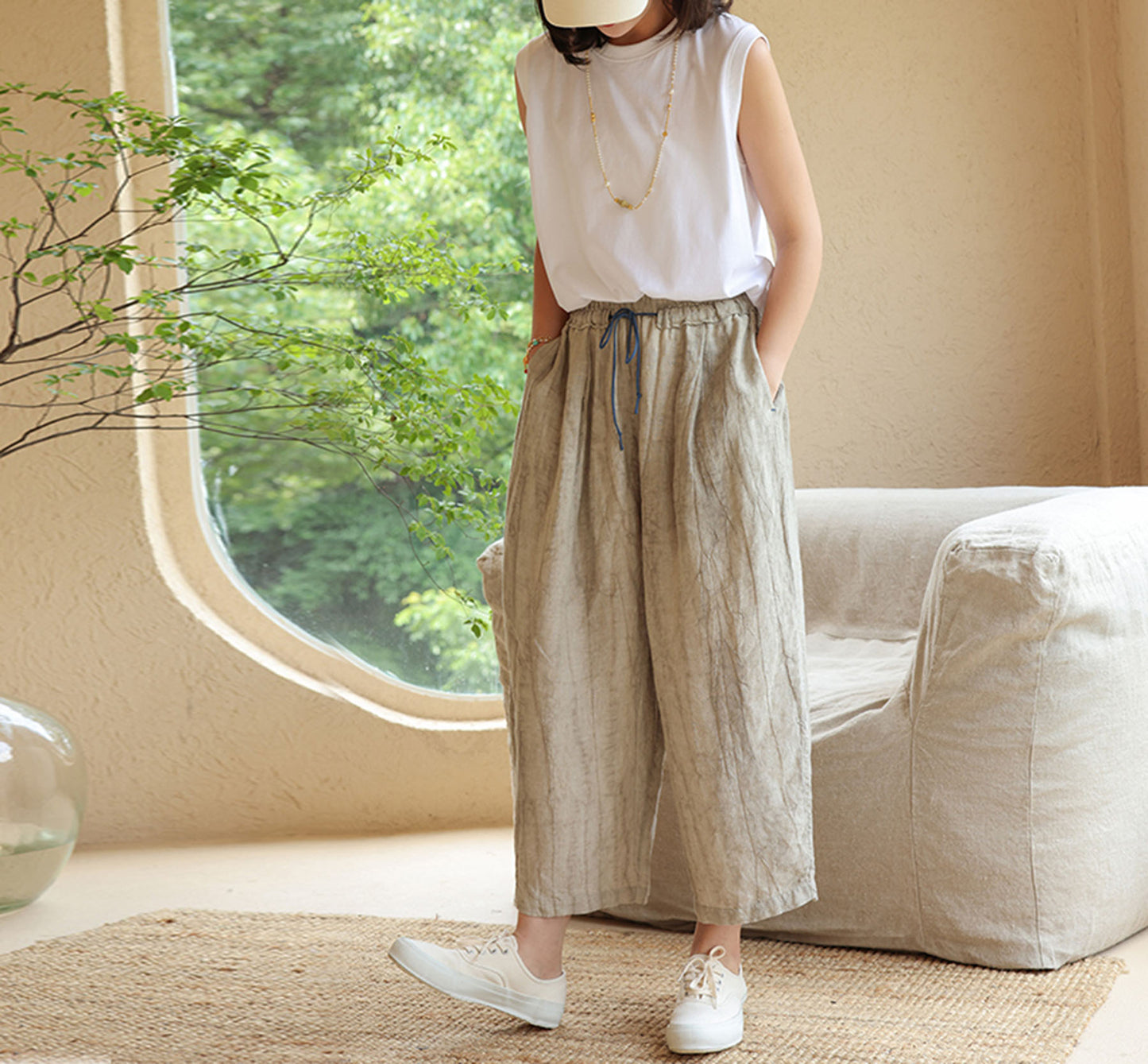 edoa Crinkled Linen Crop Pants