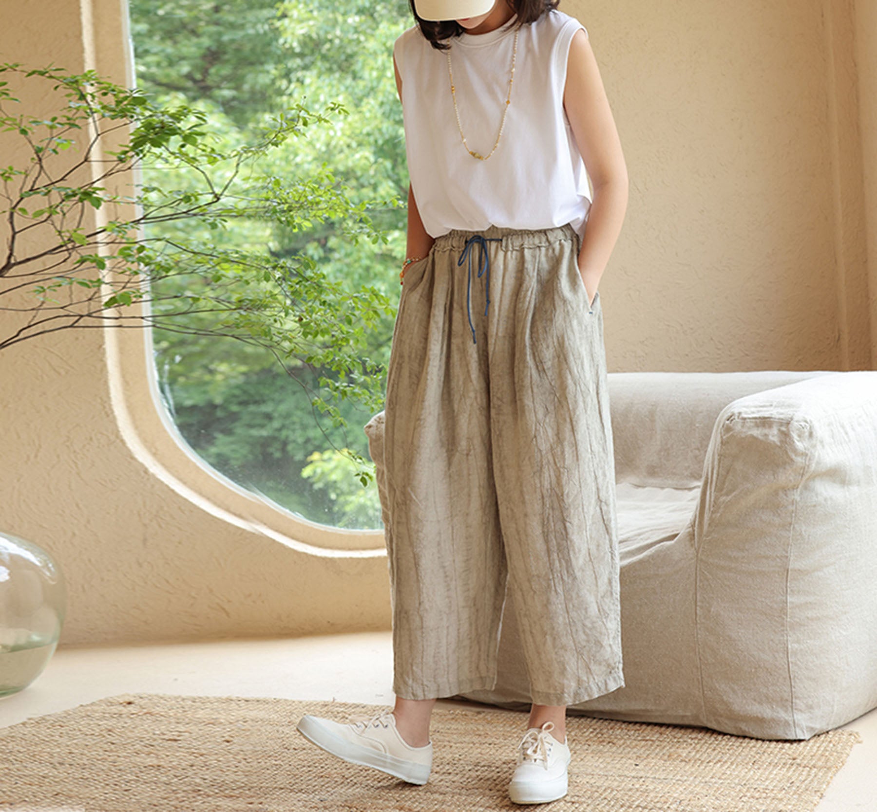 edoa Crinkled Linen Crop Pants