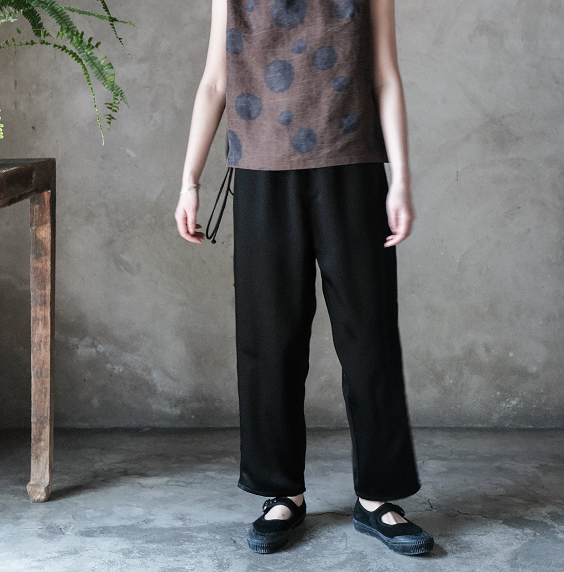edoa Mud Silk Tapered Pants