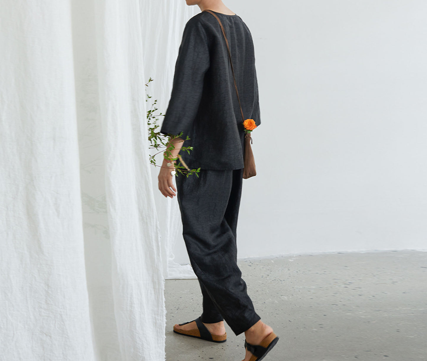 edoa Distressed Mud Silk Tapered Pants