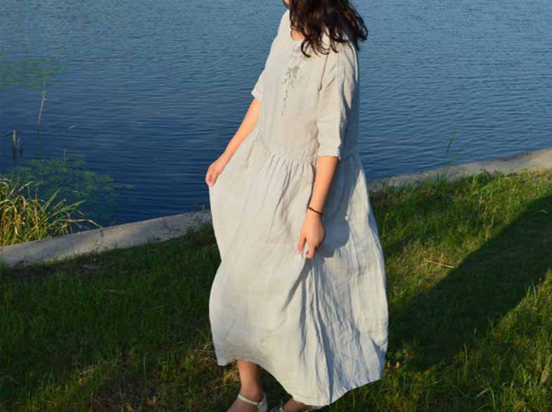 edoa Hand Embroidered Ramie Dress
