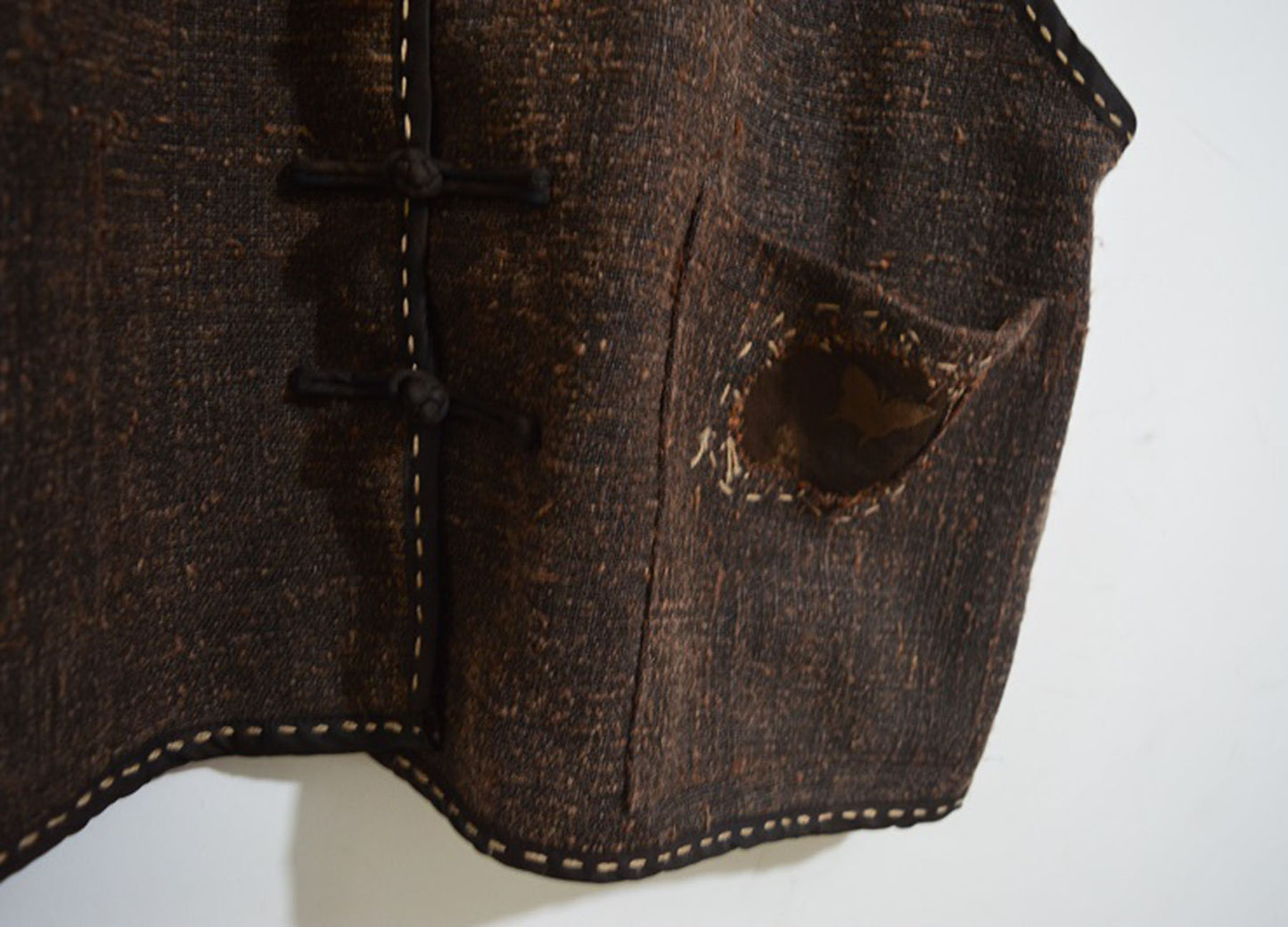 Reversible Mud Hand Spun Tussah Silk V-neck Vest to0168 A744