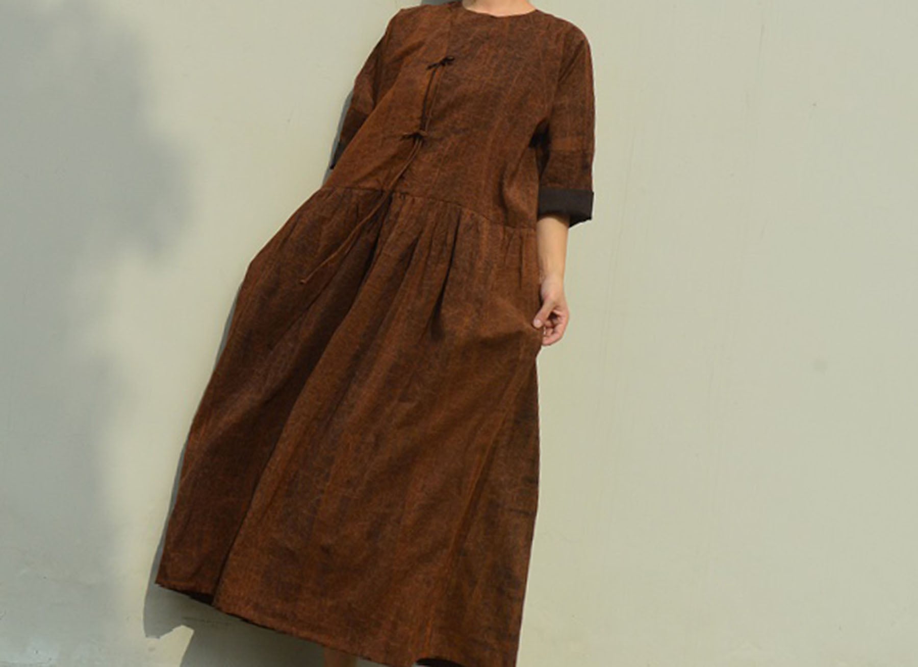 edoa Minimalist Cracked Mud Silk Dress 