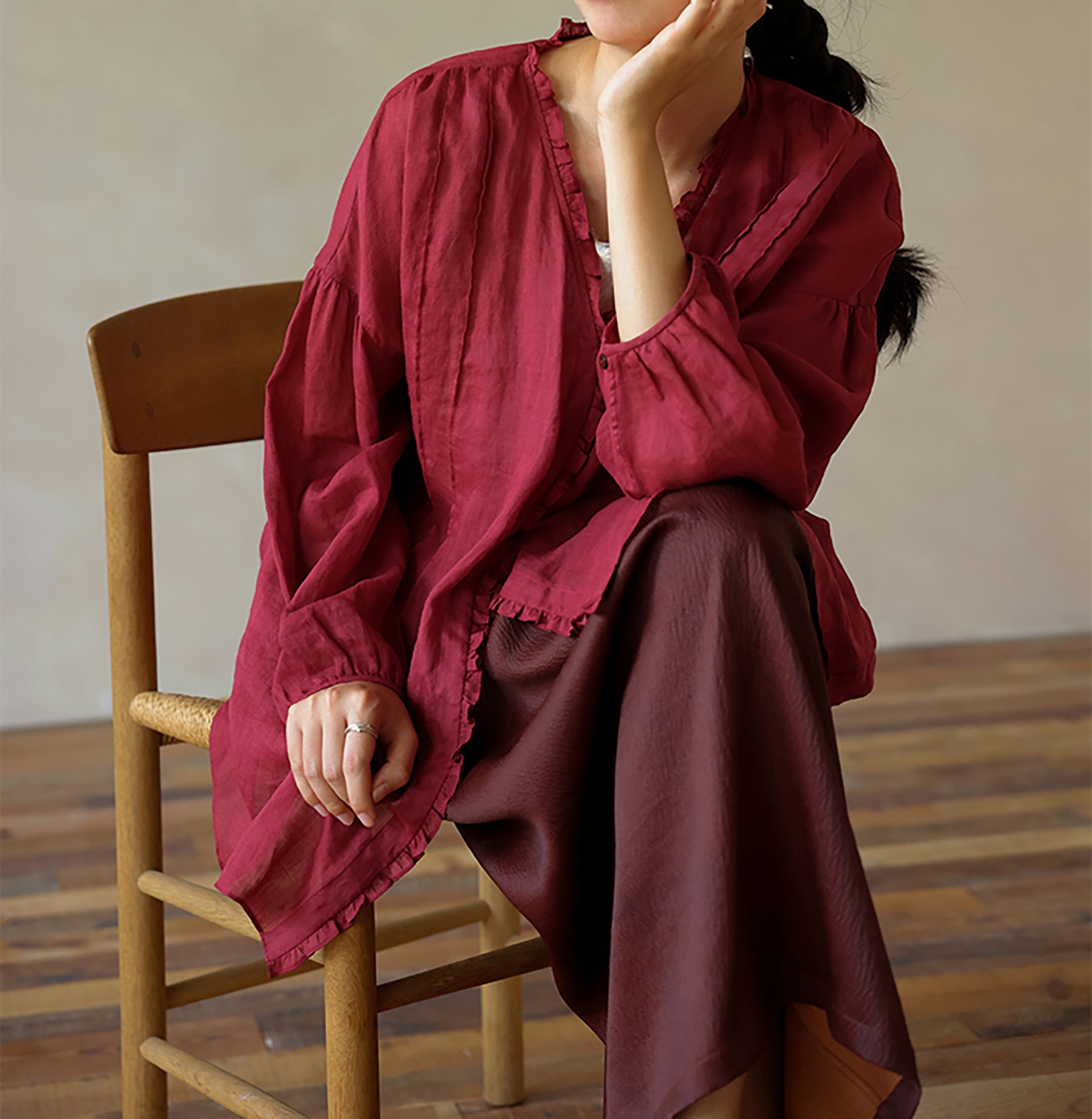 edoa Thin Ramie Pintuck Poet Blouse