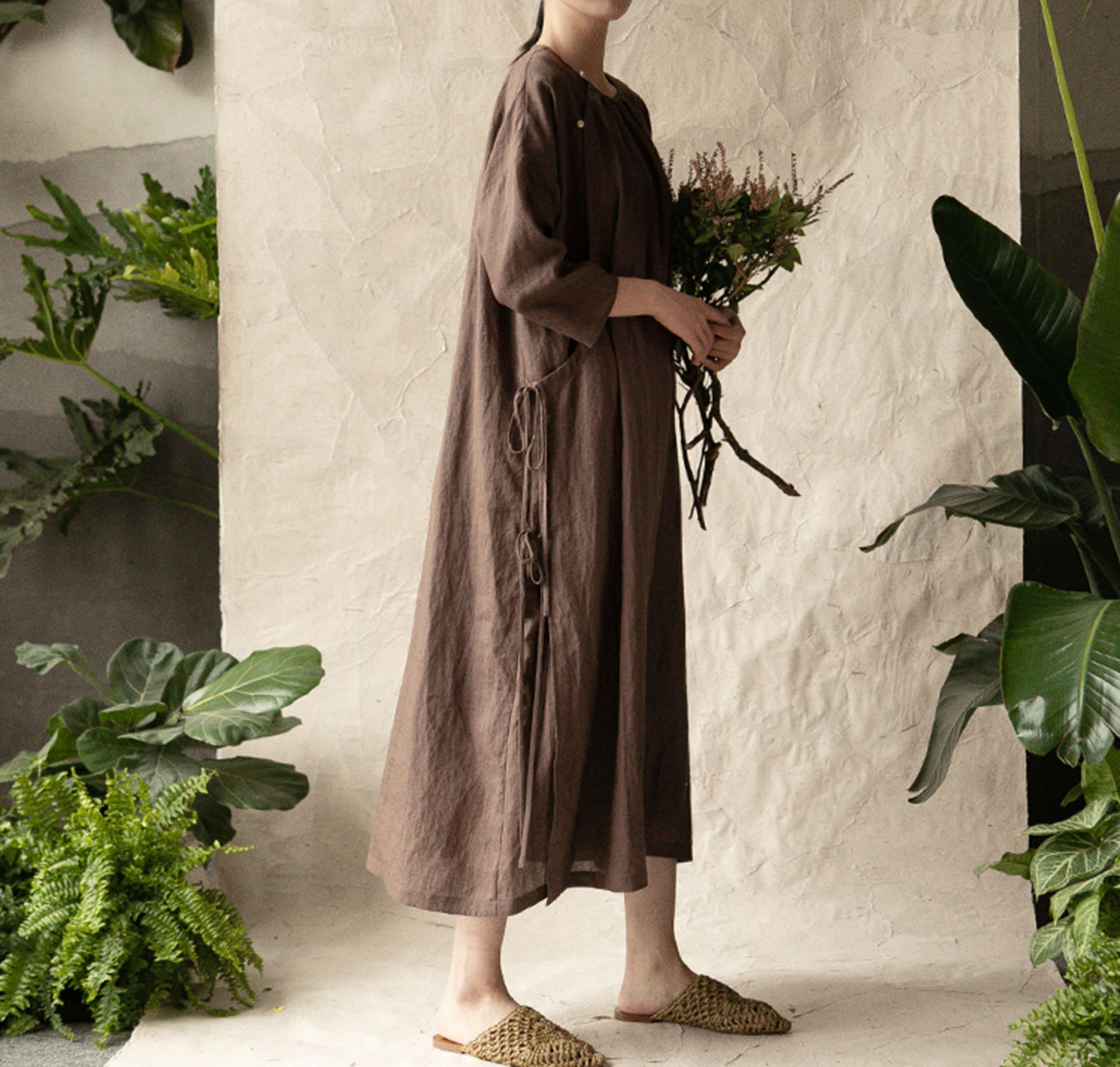 edoa Brown Ramie 3/4 Sleeves Modified Qipao