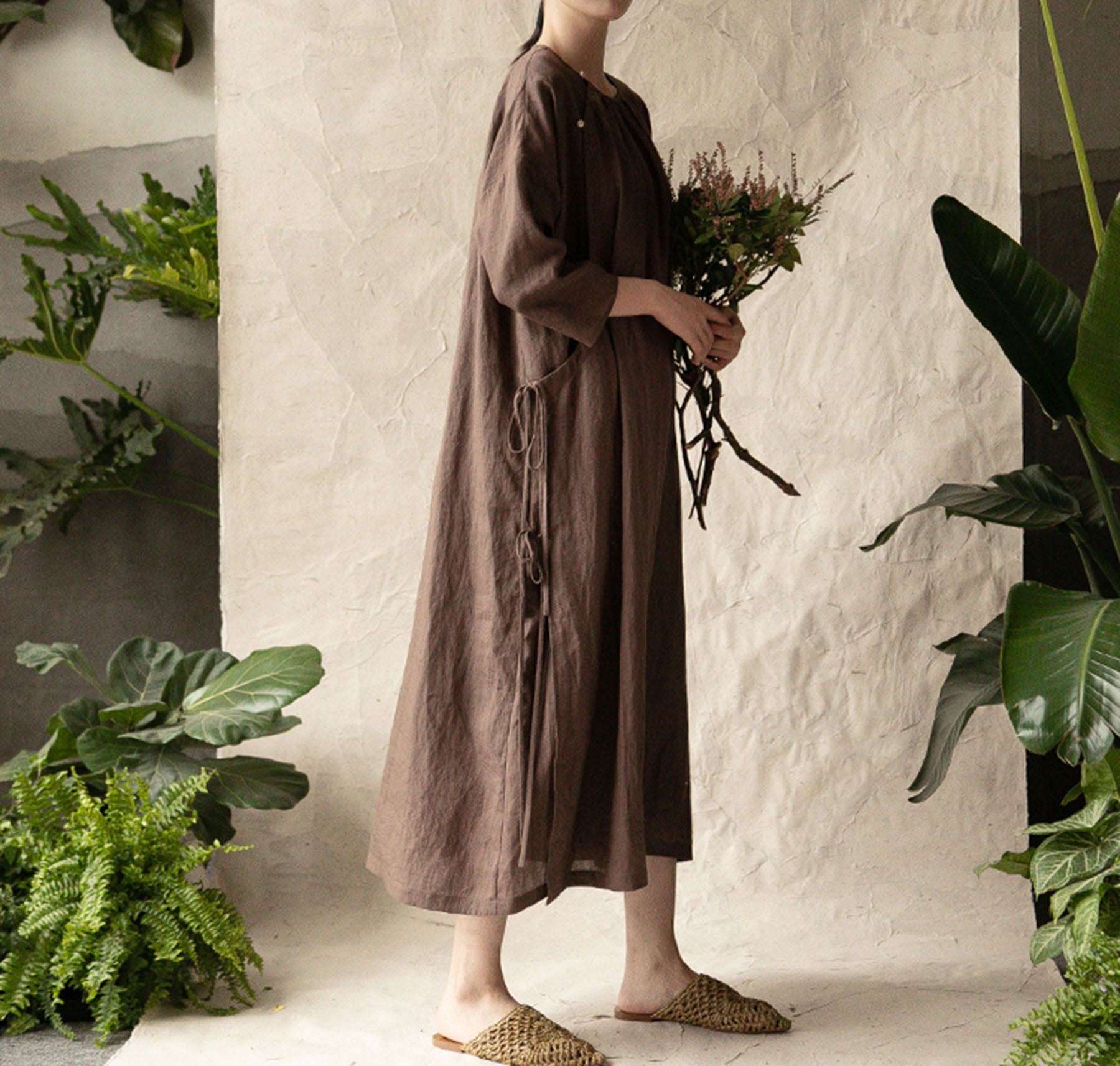 edoa Brown Ramie 3/4 Sleeves Modified Qipao