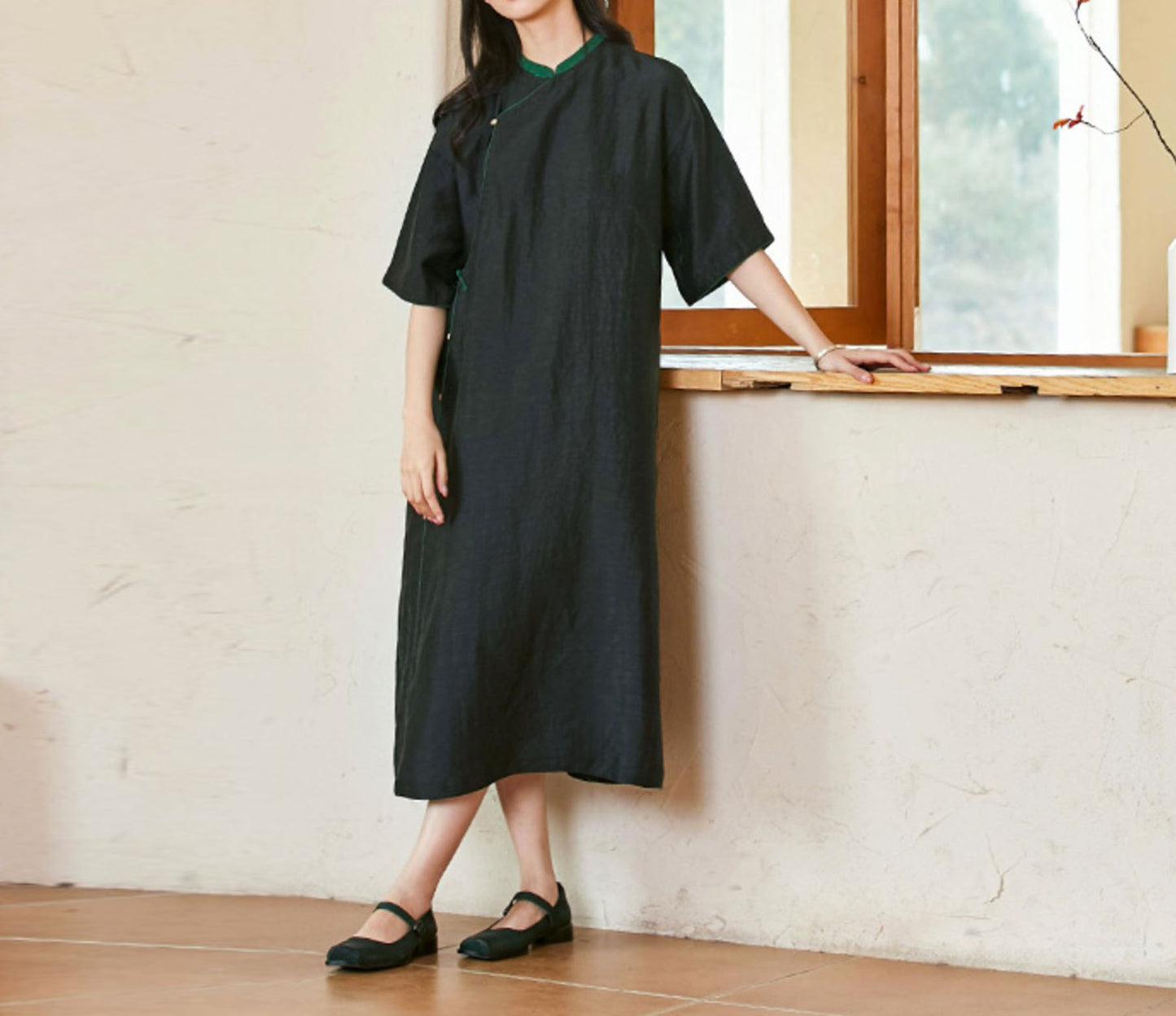 edoa Loose Fitting Cracked Mud Silk Half Sleeve Qipao