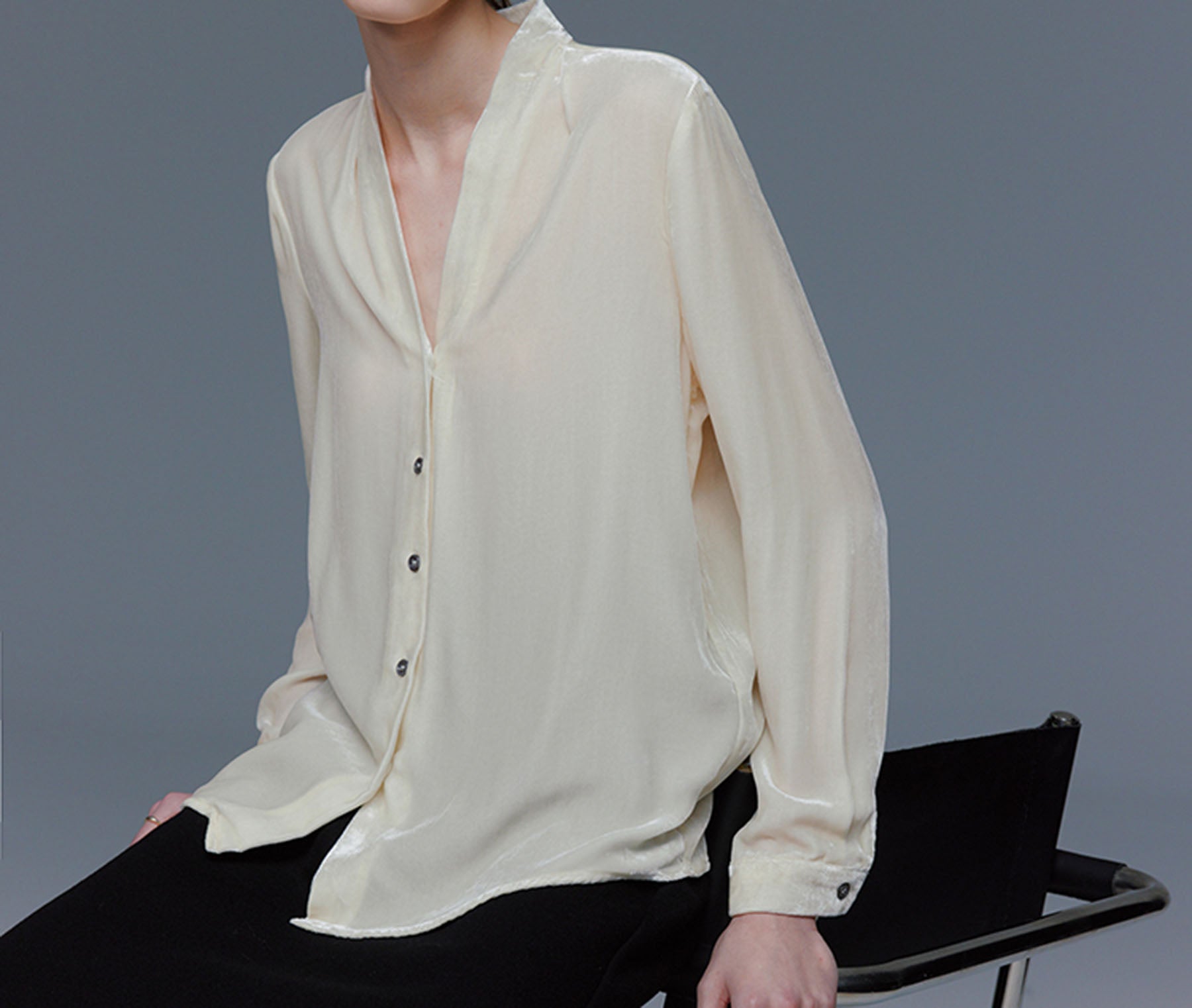 edoa Silk Velvet Spring Blouse