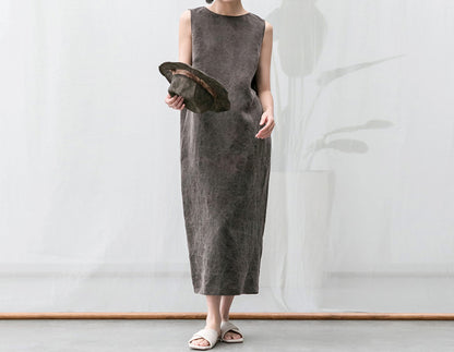edoa Cracked Mud Silk Sleeveless Coccon Dress