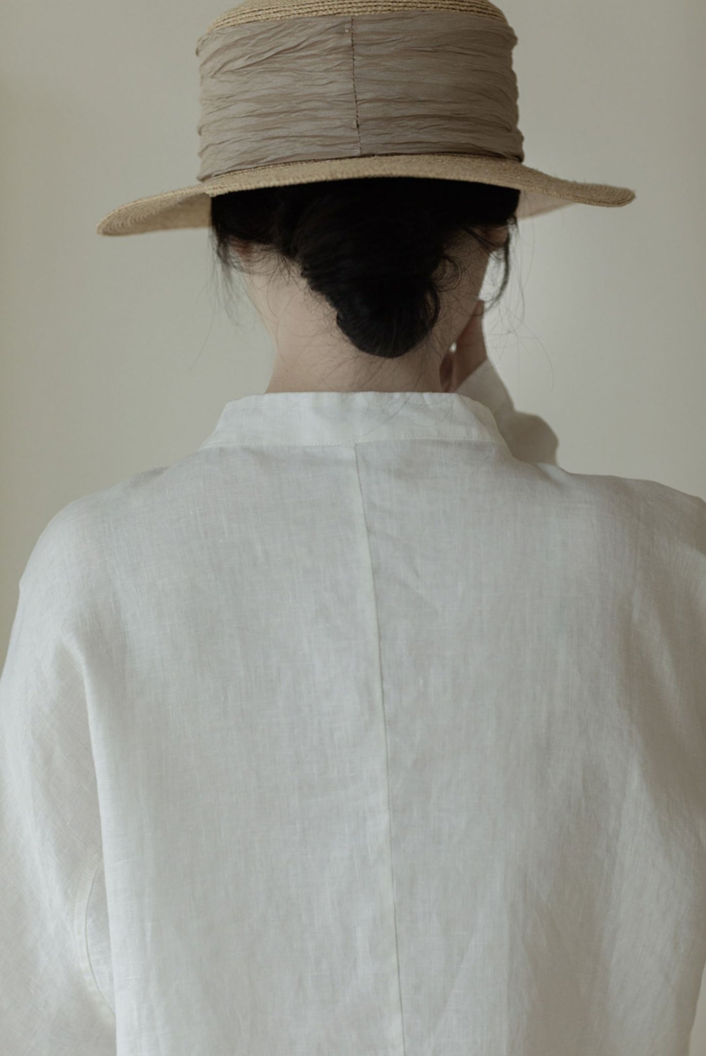 edoa Off White Linen Tie Blouse