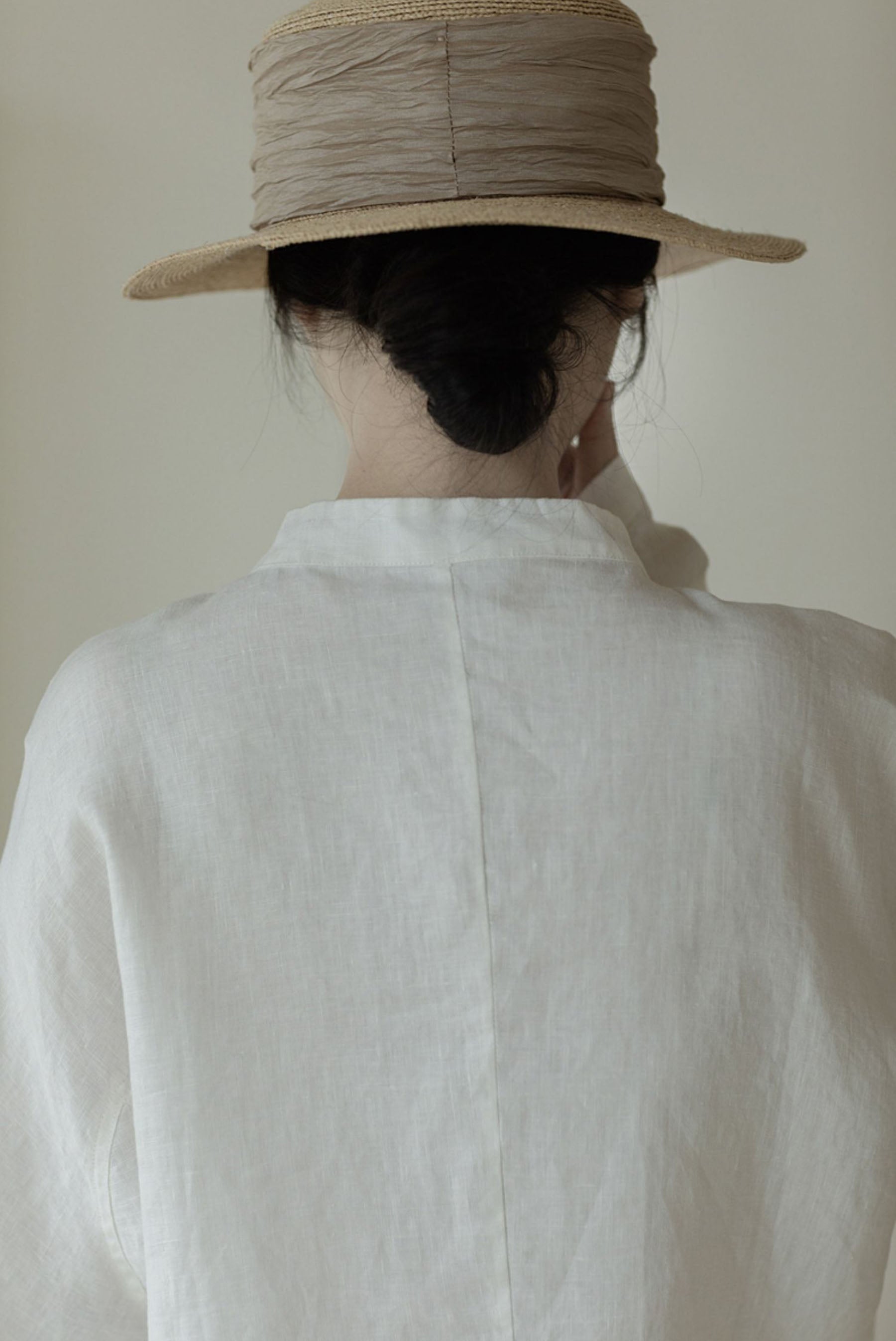 edoa Off White Linen Tie Blouse