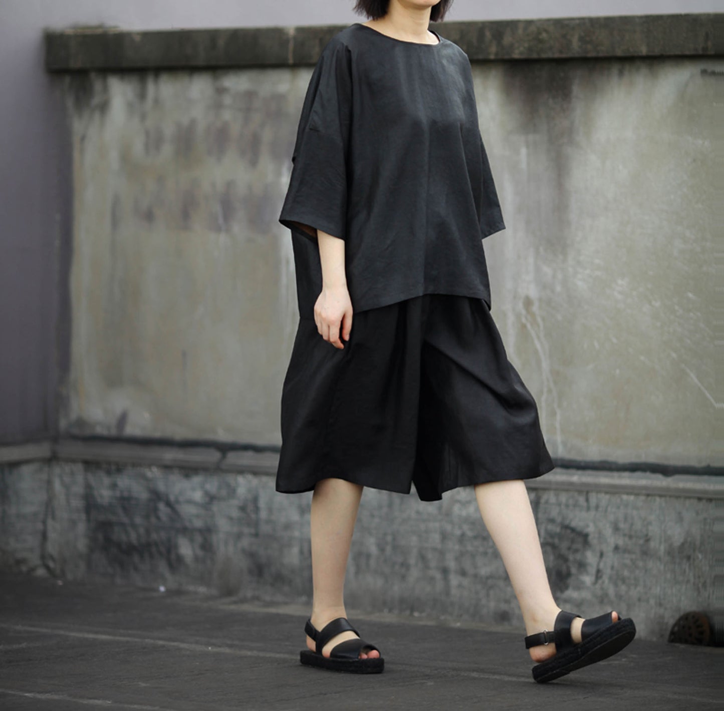 edoa Reversible V-neck Mud Silk Top 