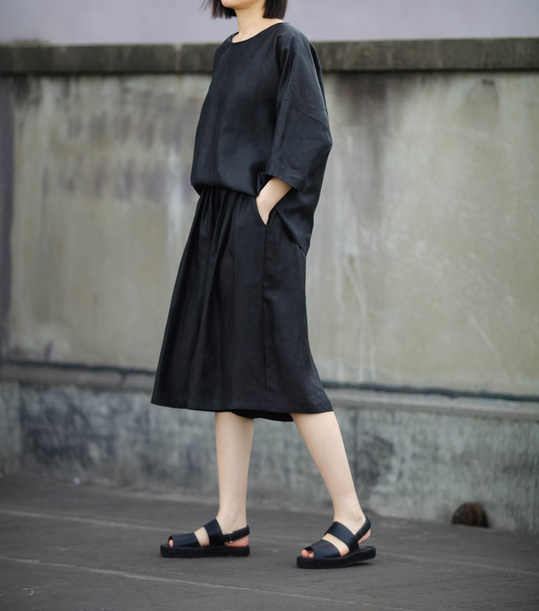 edoa Reversible V-neck Mud Silk Top 