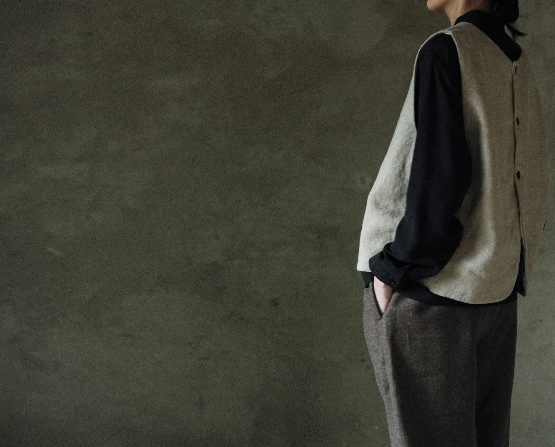 edoa Flax Linen Padded Vest