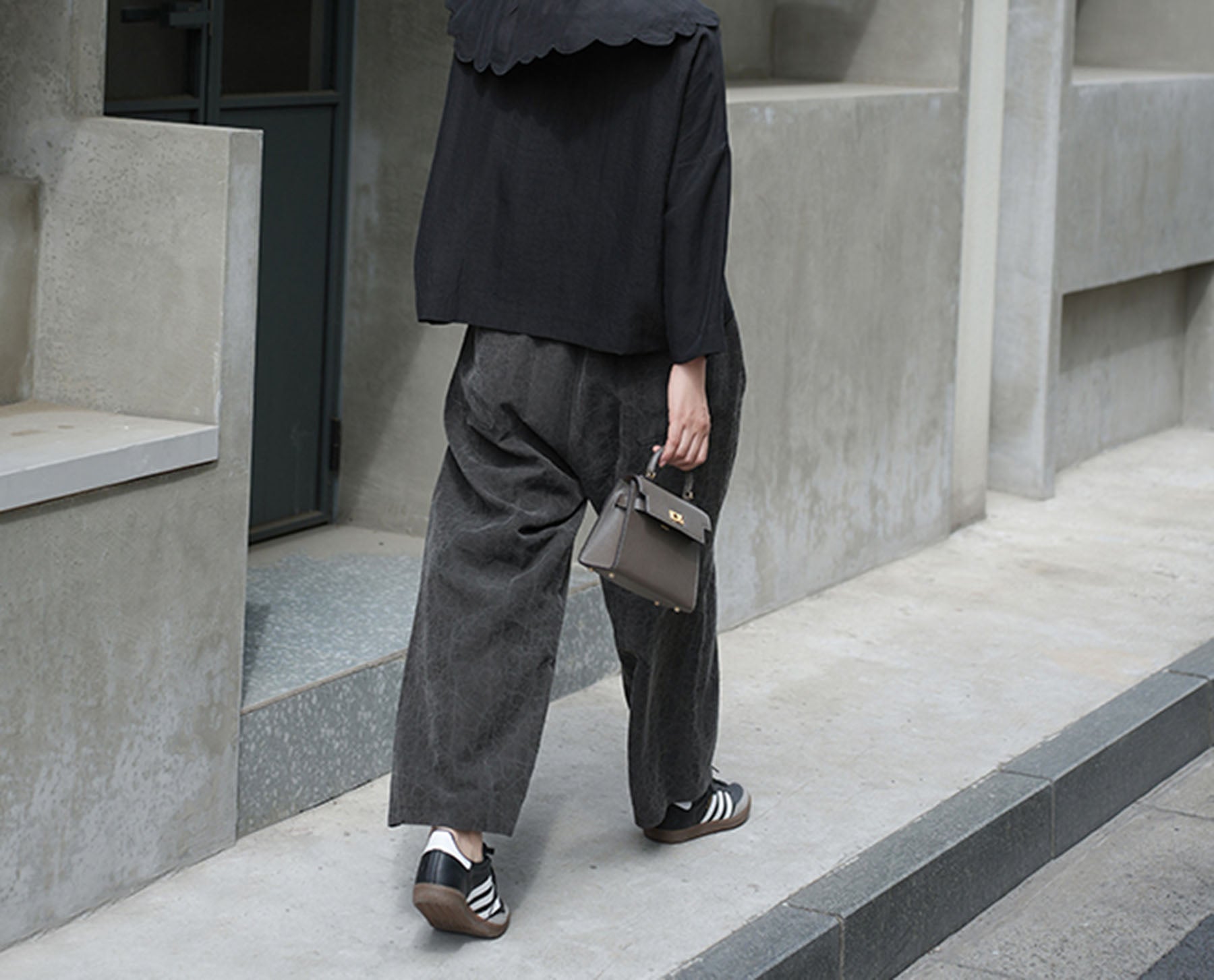 edoa Cracked Mud Silk Wide-leg Pants