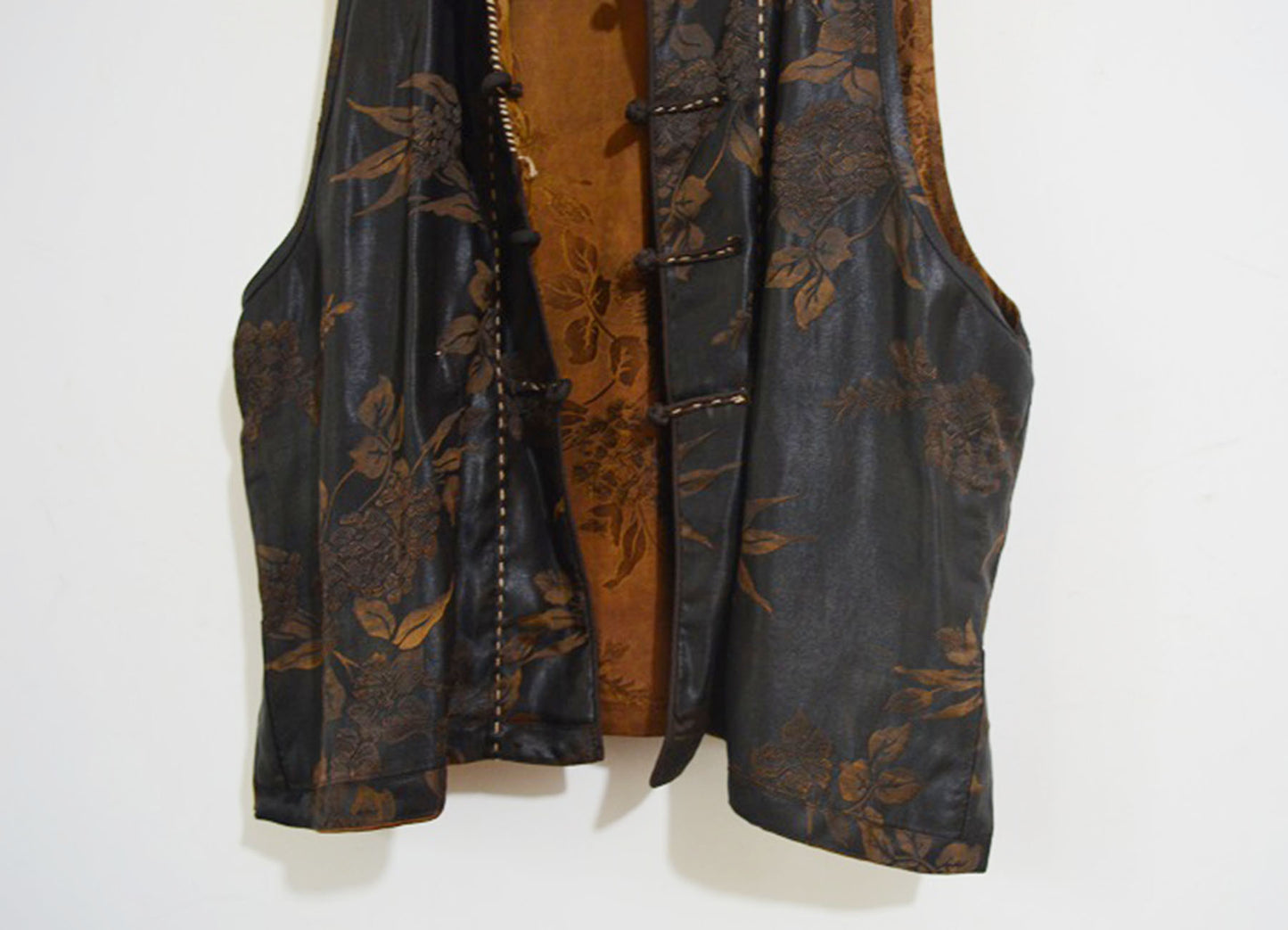 Reversible Mud Silk Rayon Blend Jacquard Chinese Vest to0089 A807