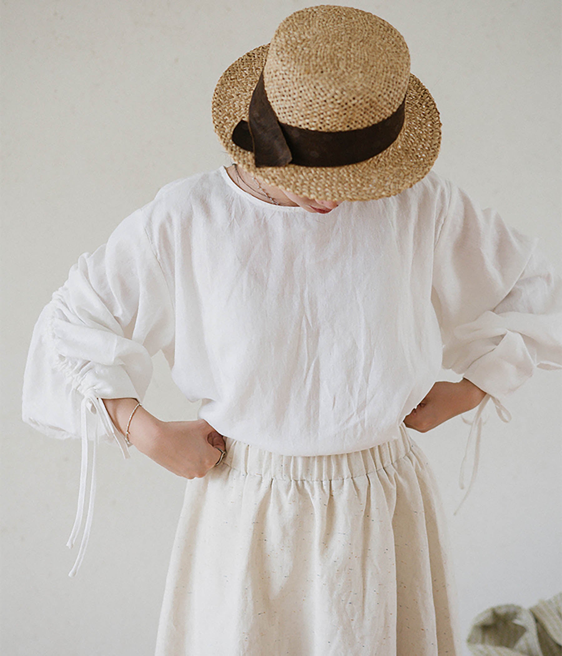 edoa Linen Blouse with Drawstring Sleeves