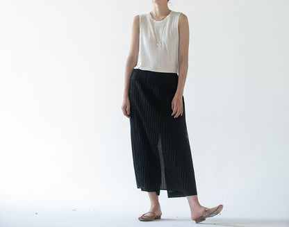edoa Thin Silk Cotton Blend Pin tucked Apron Pants