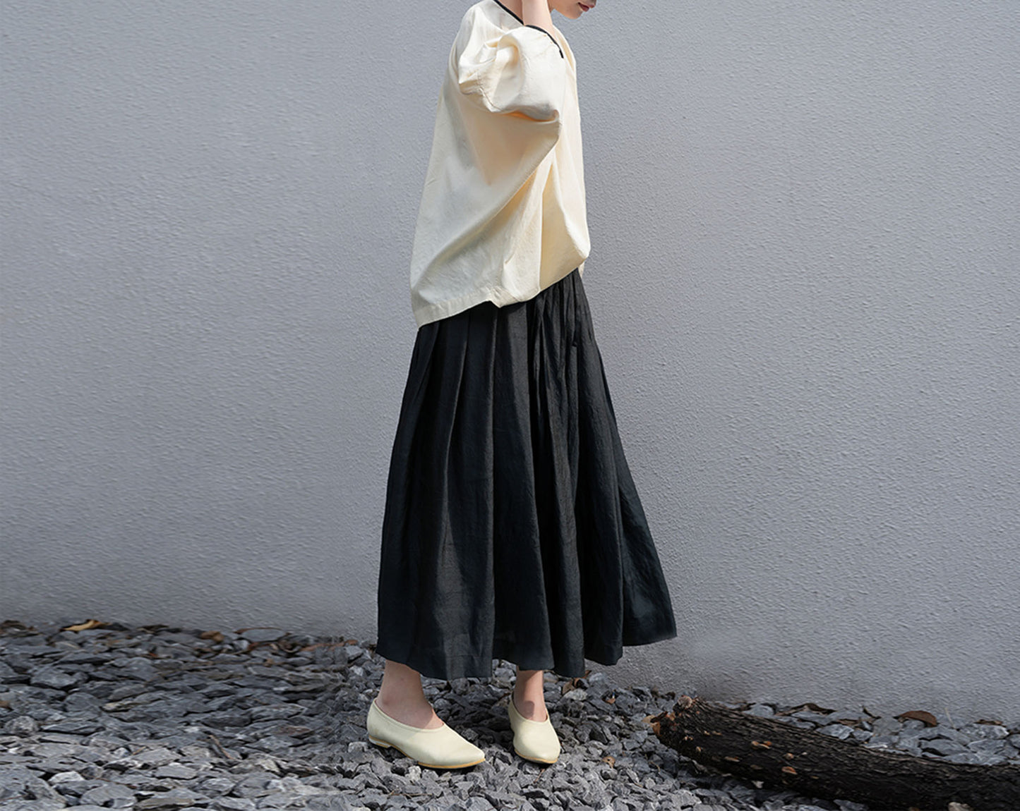 edoa Black Dupioni Tussah Silk Skirt