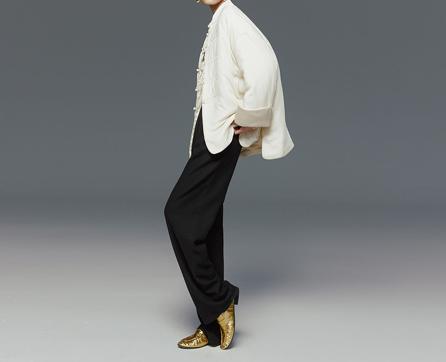 edoa Silk Velvet Quilted Crop Jacket