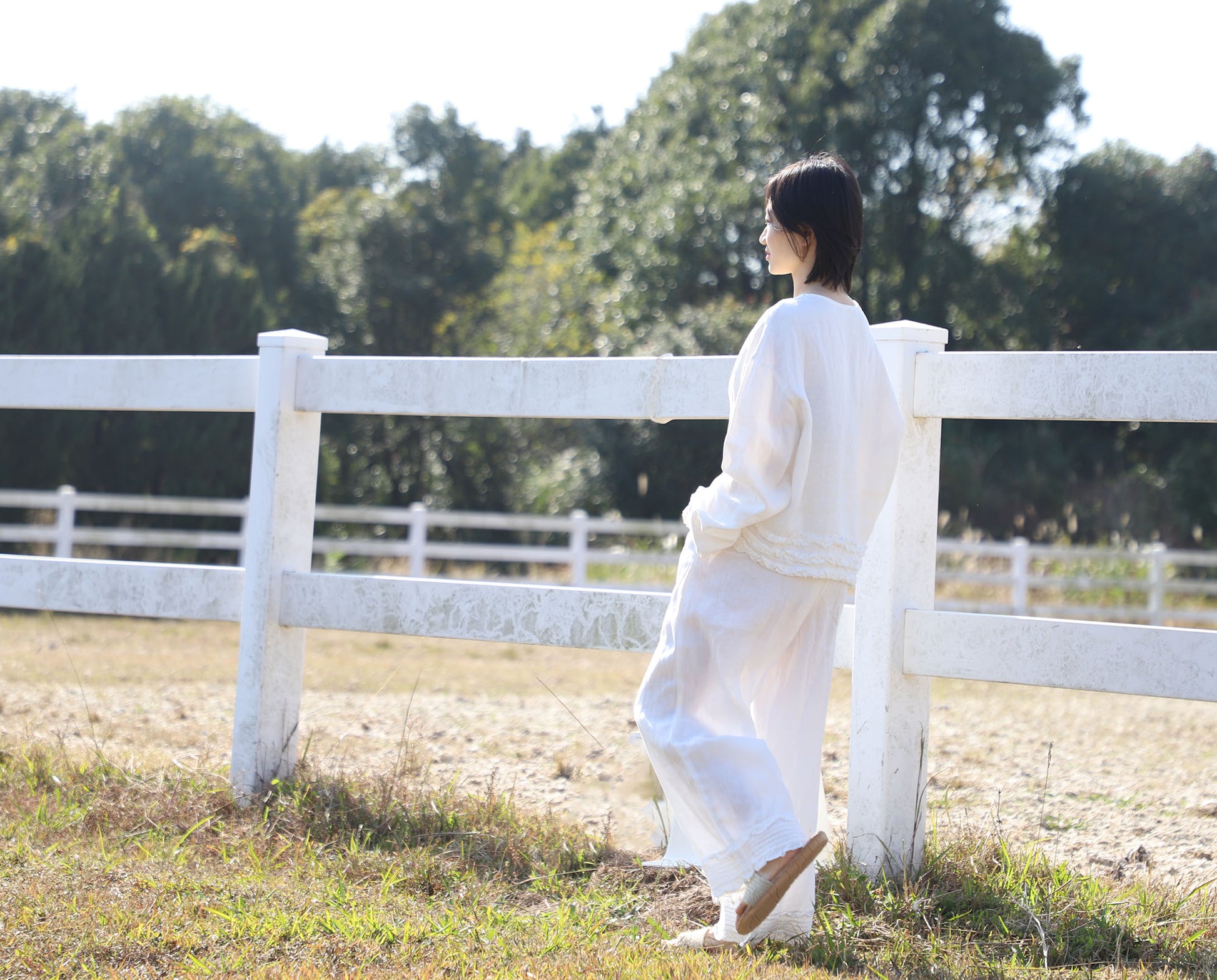 edoa White Linen Wide-leg Ruffled Resort Pants 