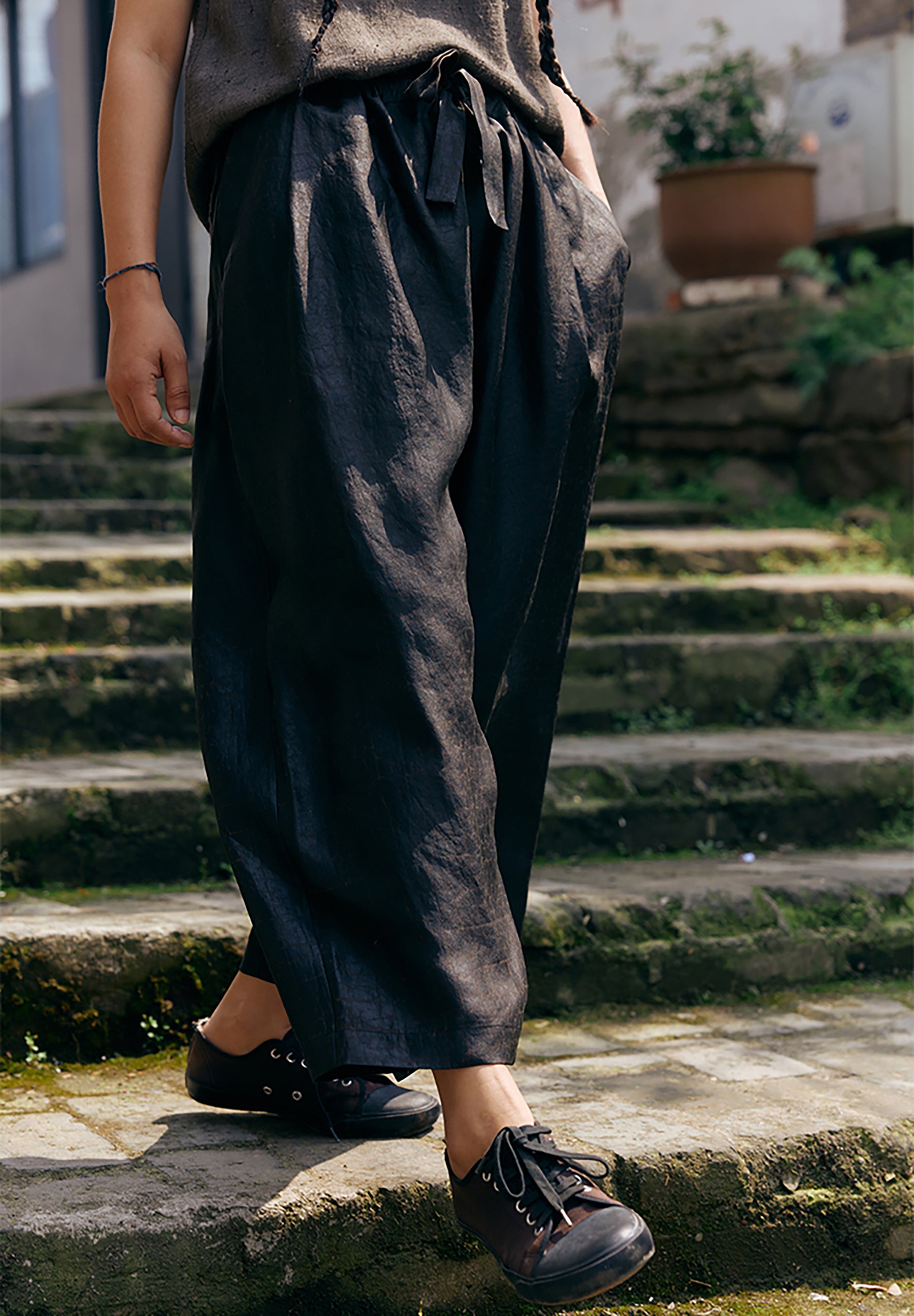 edoa Cracked Mud Silk Wide Leg Pants