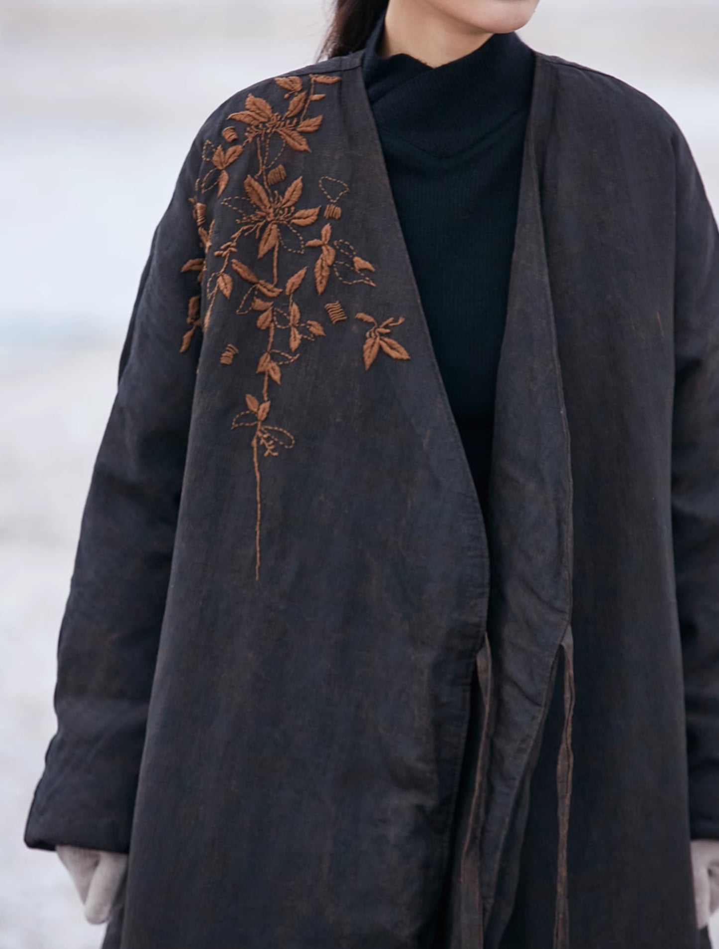 edoa Mud Silk Spun Hanfu Goose Down Coat with Hand Embroidery