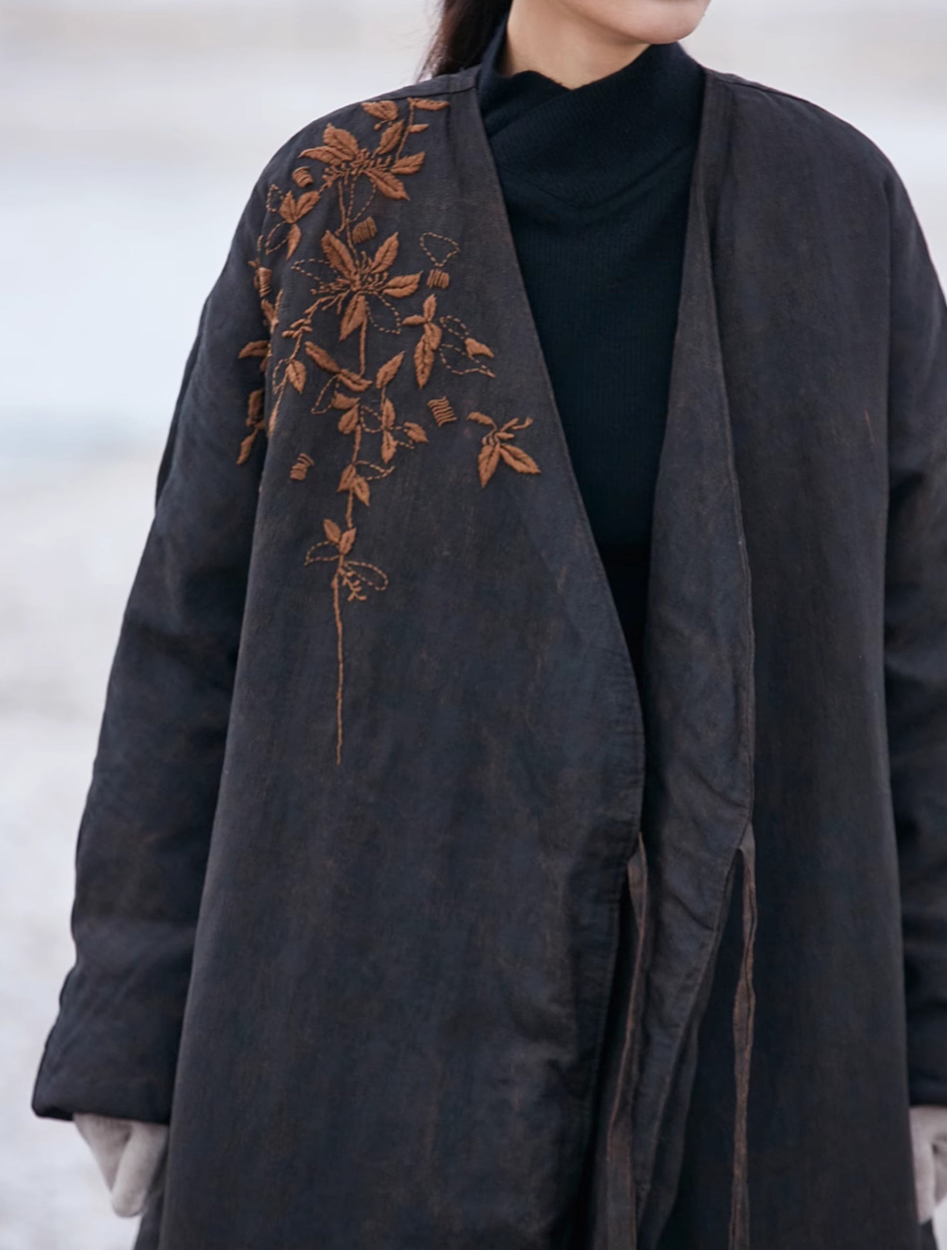 edoa Mud Silk Spun Hanfu Goose Down Coat with Hand Embroidery