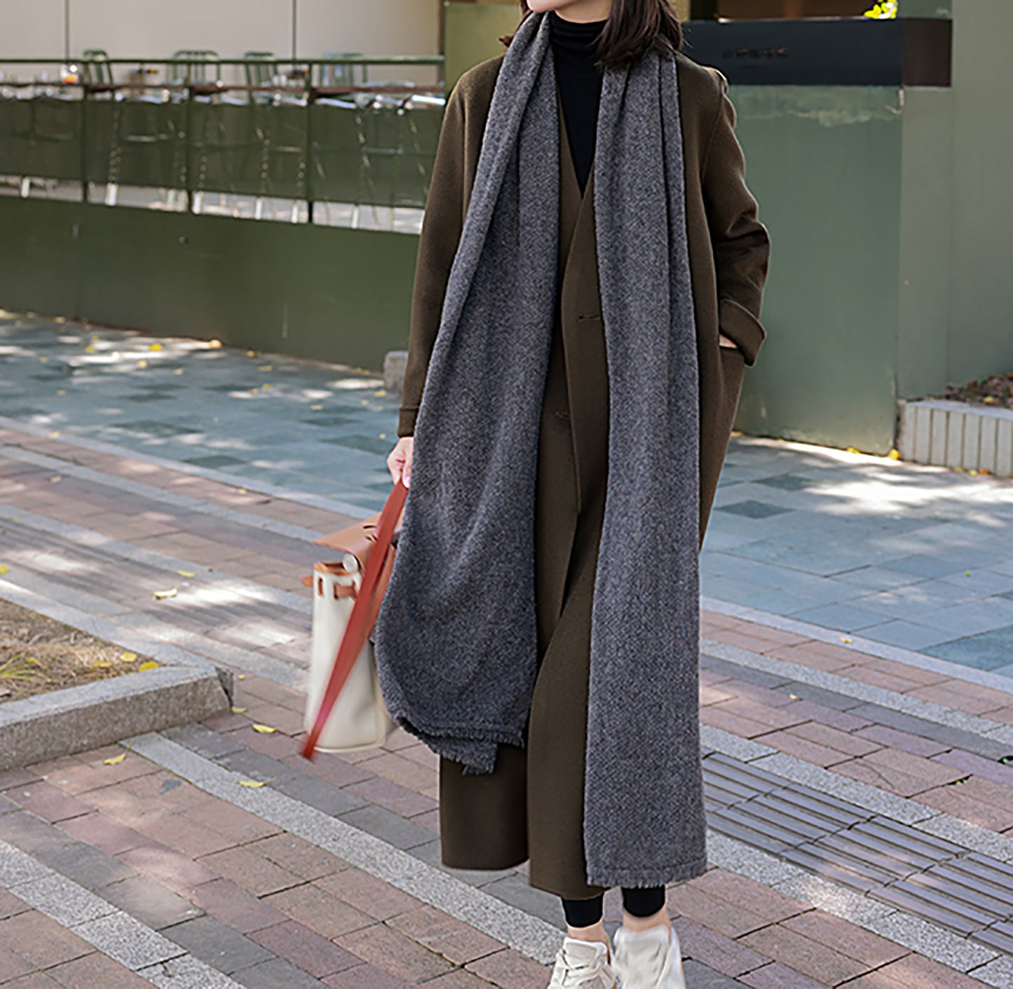 edoa Double Faced Wool V-neck Double-breasted Coat