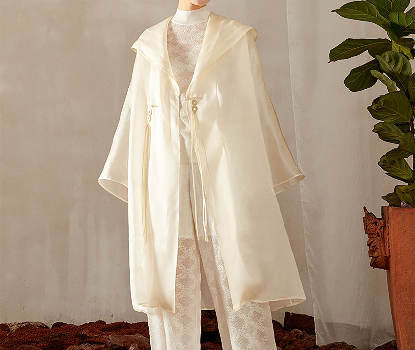 edoa Oversized Chinese Style Mulberry Silk Satin Organza Hooded Coat