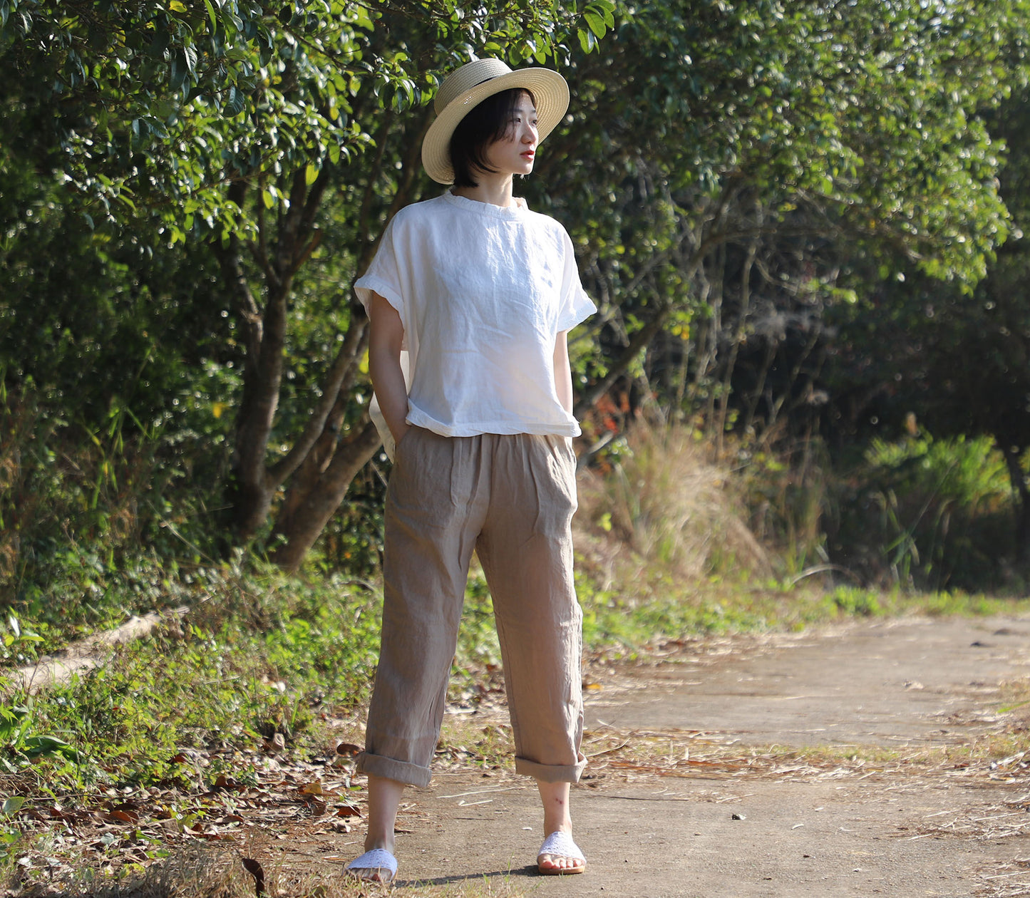 edoa White Oversized Linen Square Top with Twisted neck