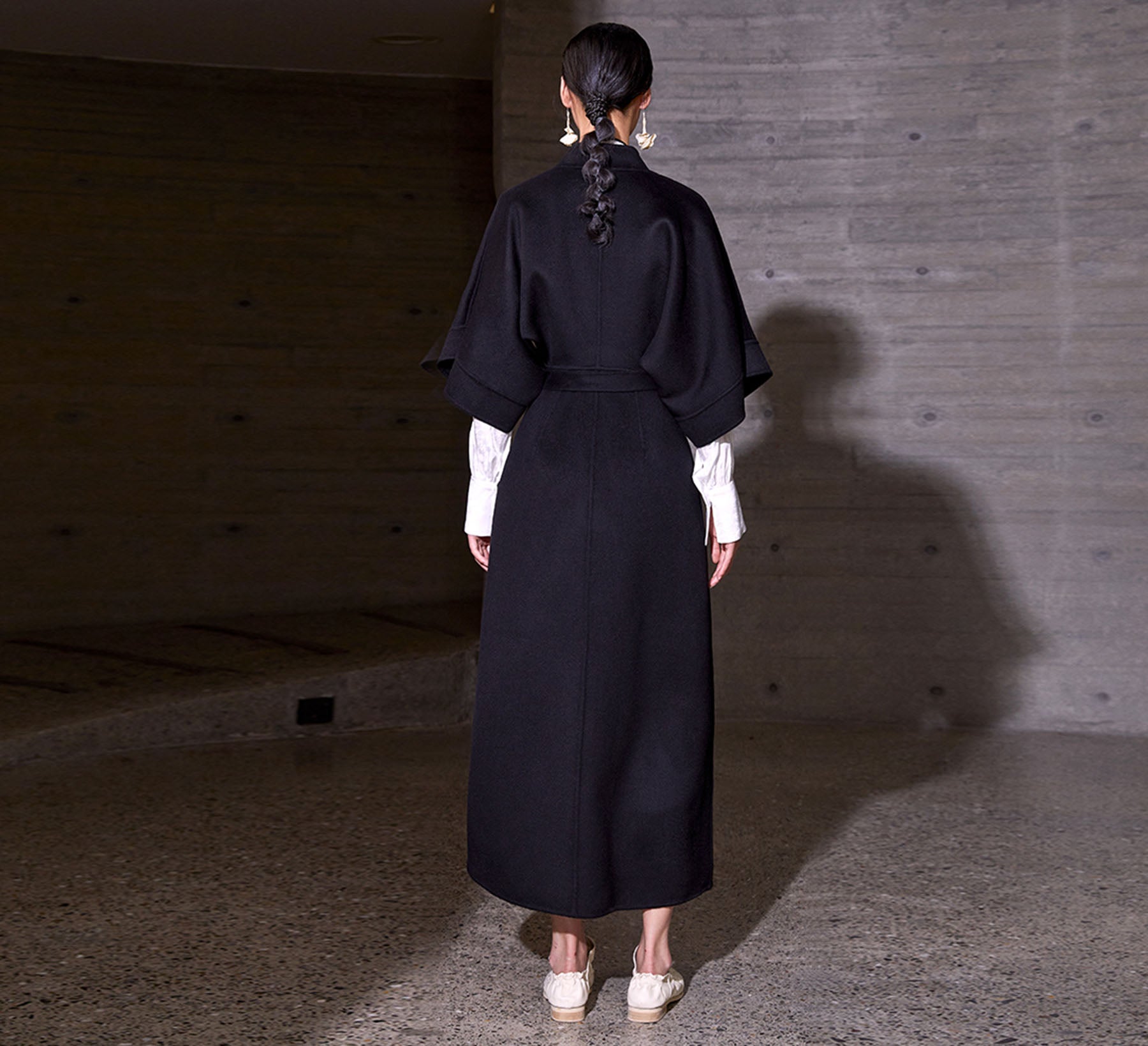 edoa Double Faced Wool Tie Coat 