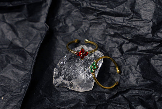 clover petal birthstone ring