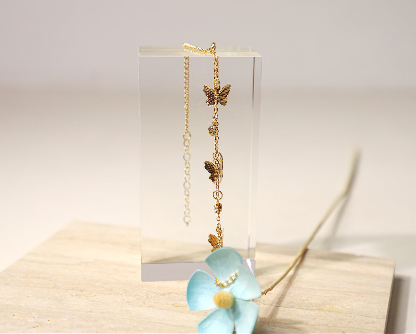 edoa Bohemian finger chain