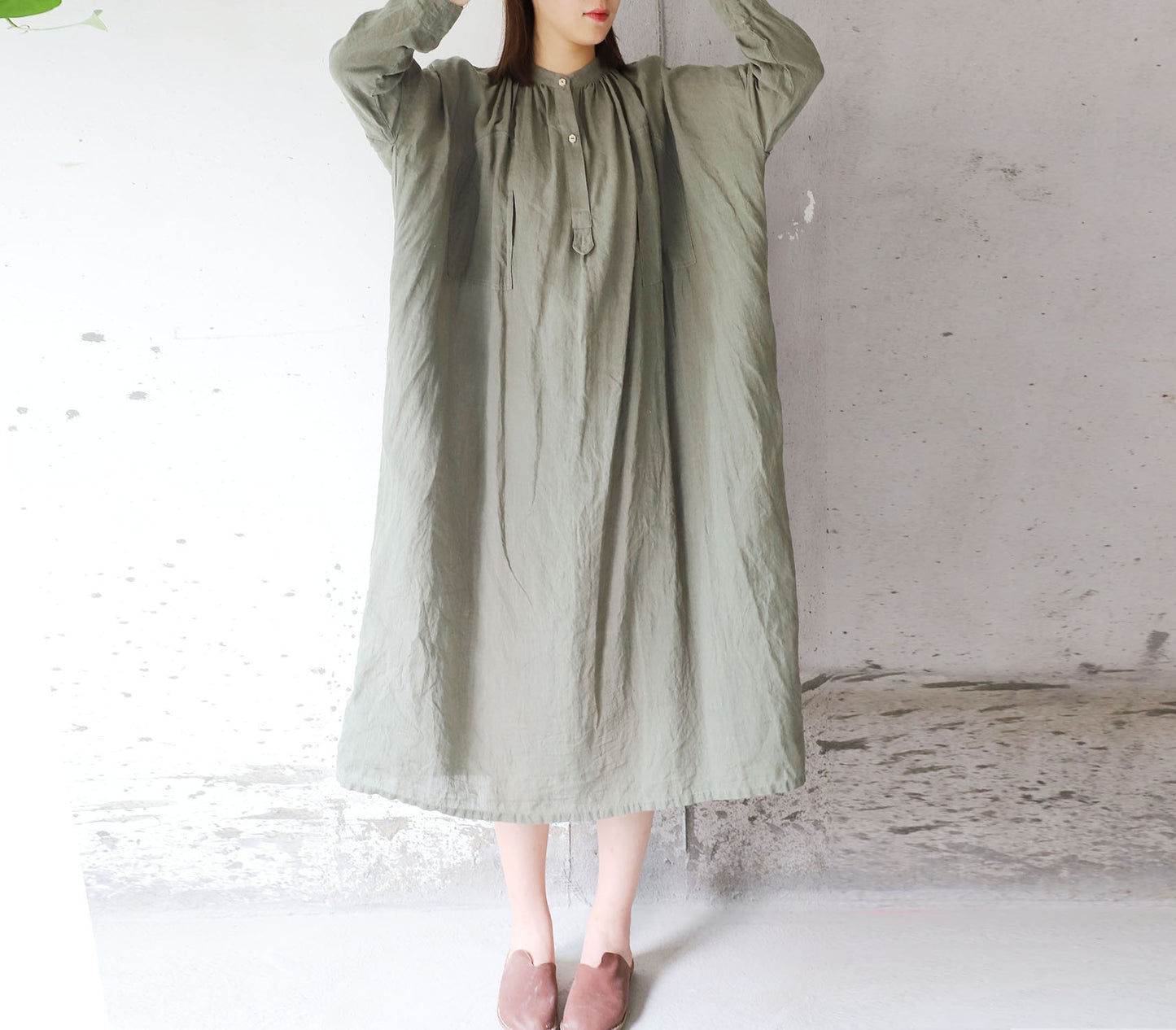 edoa Oversized Linen No-bra Shirtdress