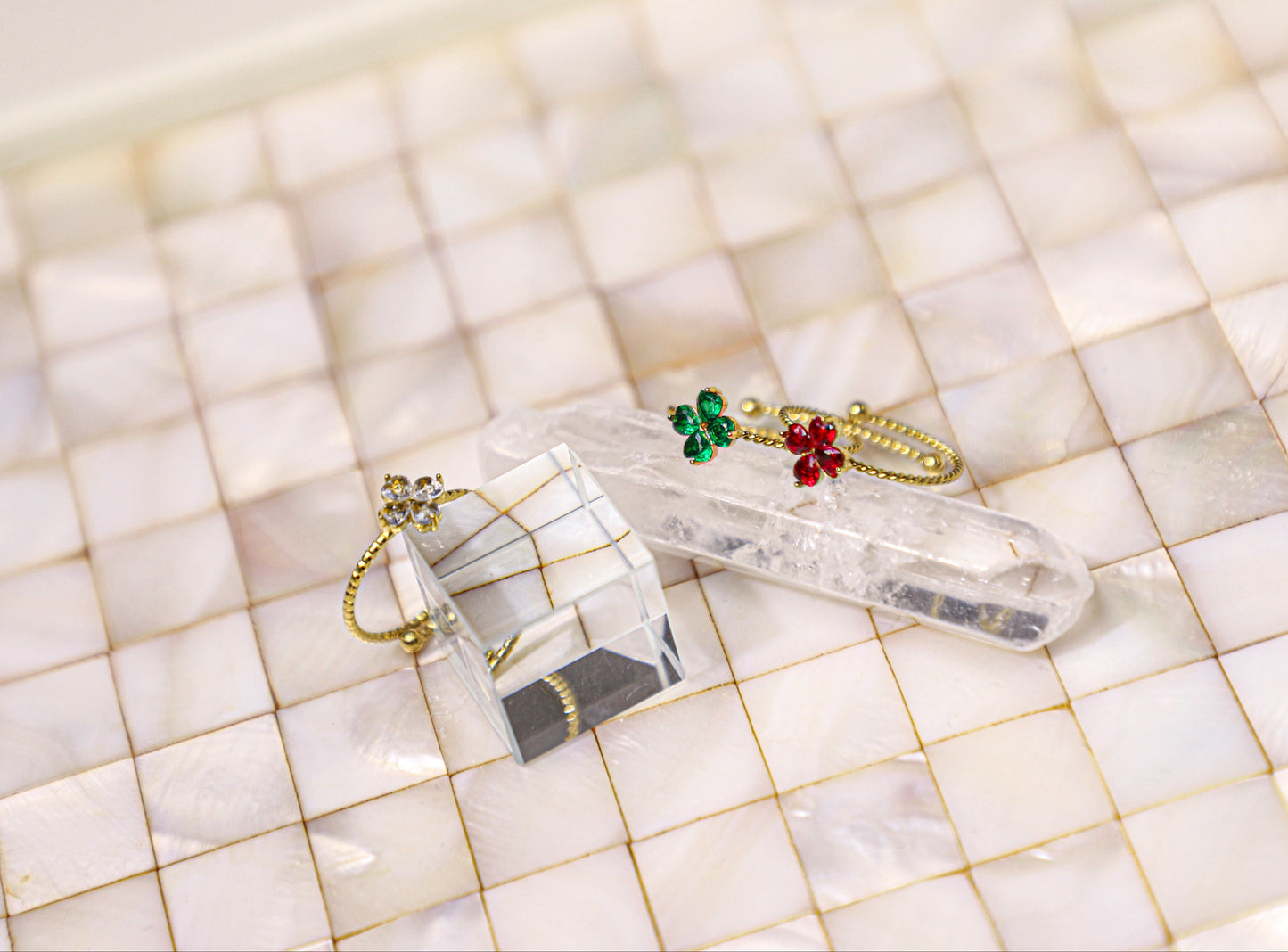 Heart clover birthstone ring