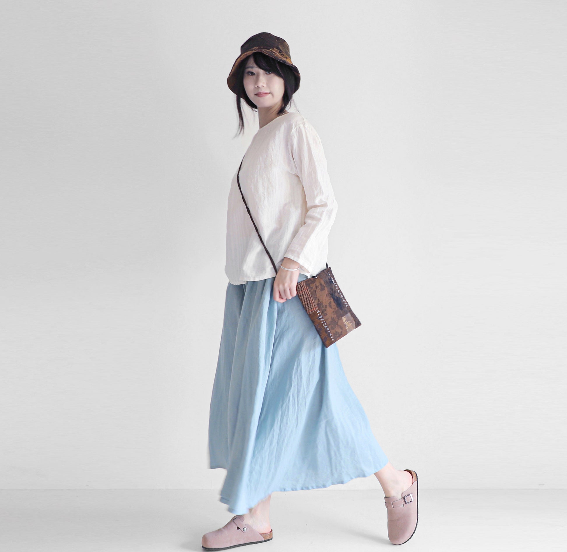 edoa mud silk crossbody bag