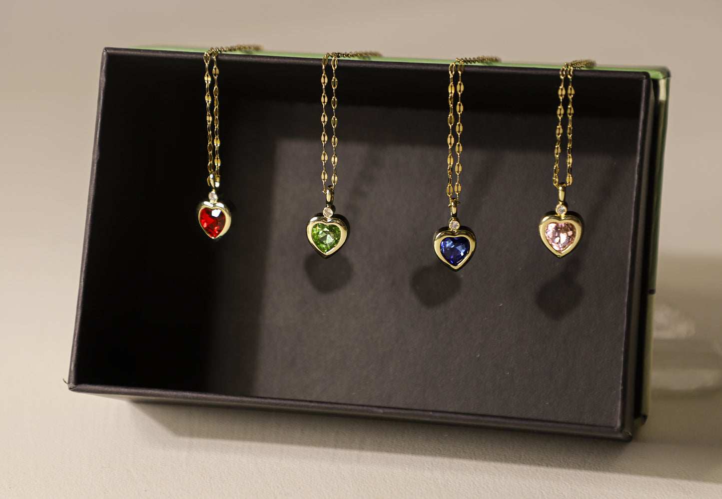 edoa Vintage Heart Gemstone Necklace