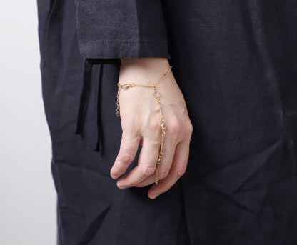 edoa Bohemian Rhinestone Finger Chain