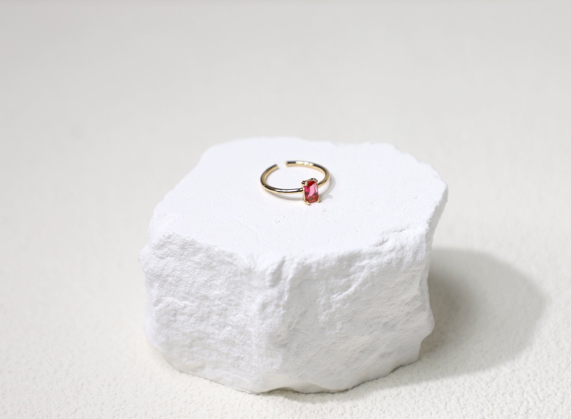 emerald cut baguette ring 