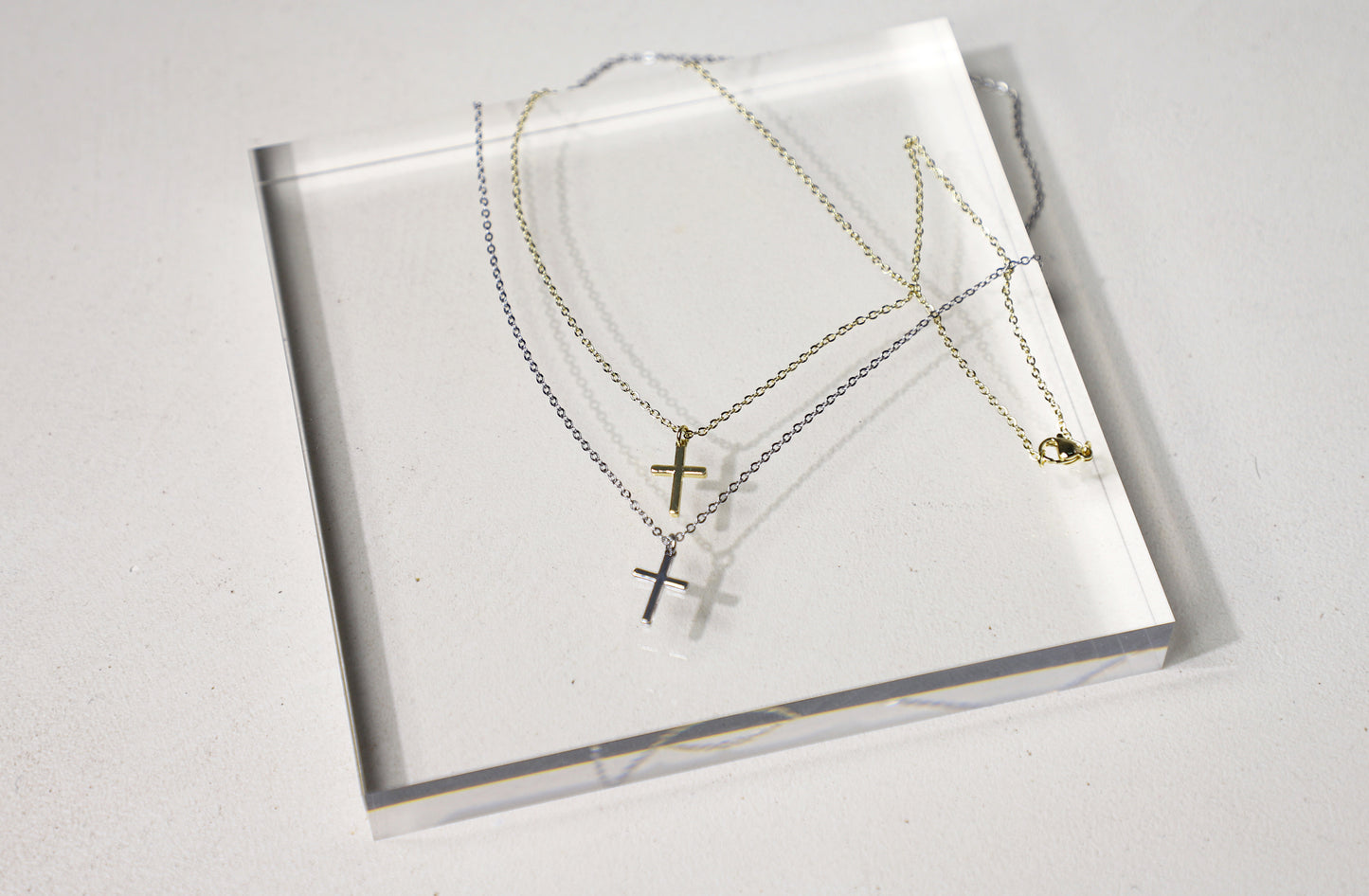 simple cross necklace