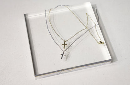 simple cross necklace