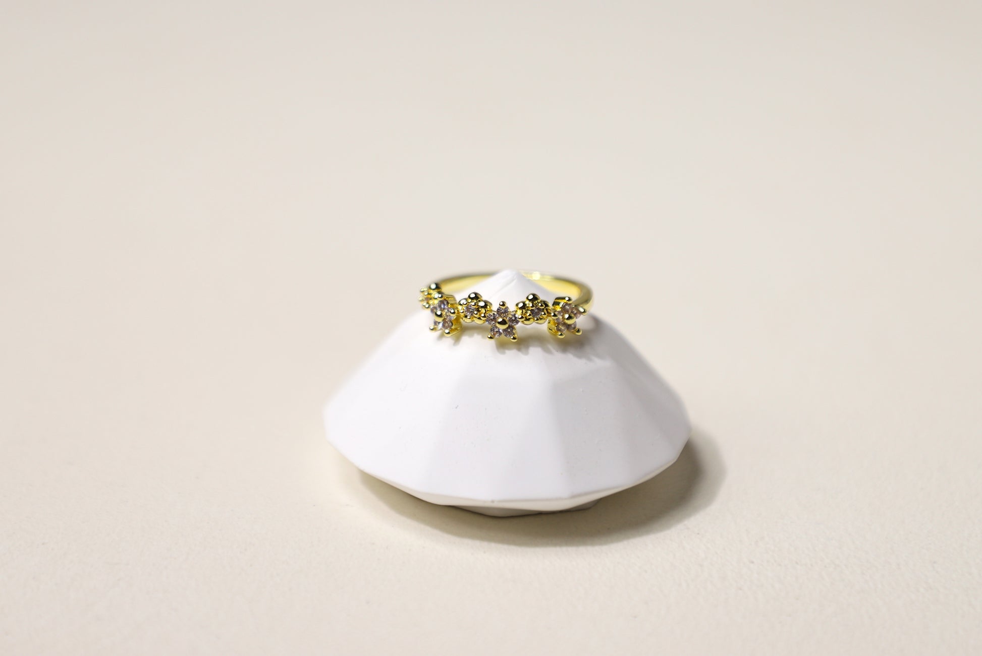 edoa The Vernal Bloom Garland Ring