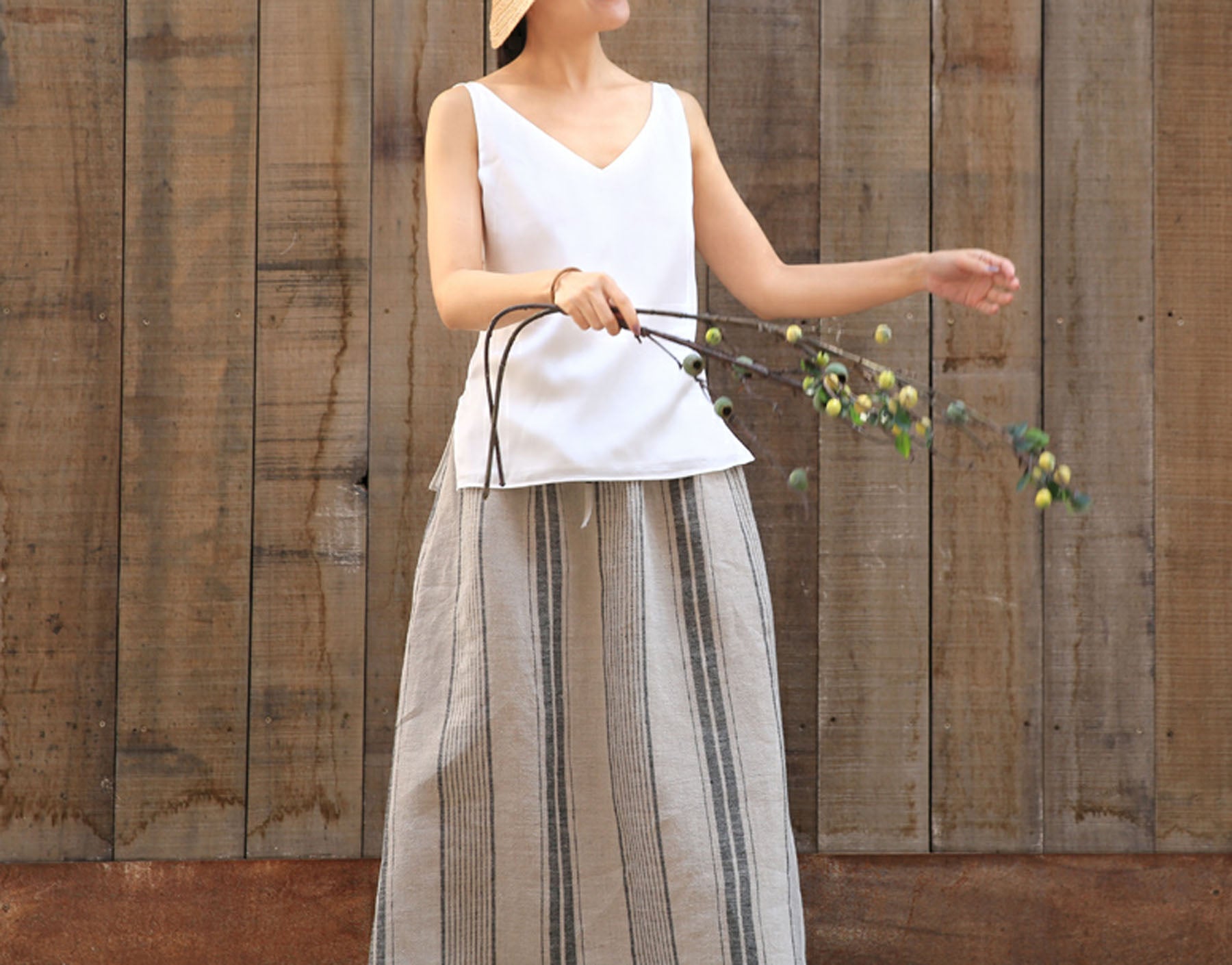 edoa Pure Silk Crepe de Chine V Neck Tank 