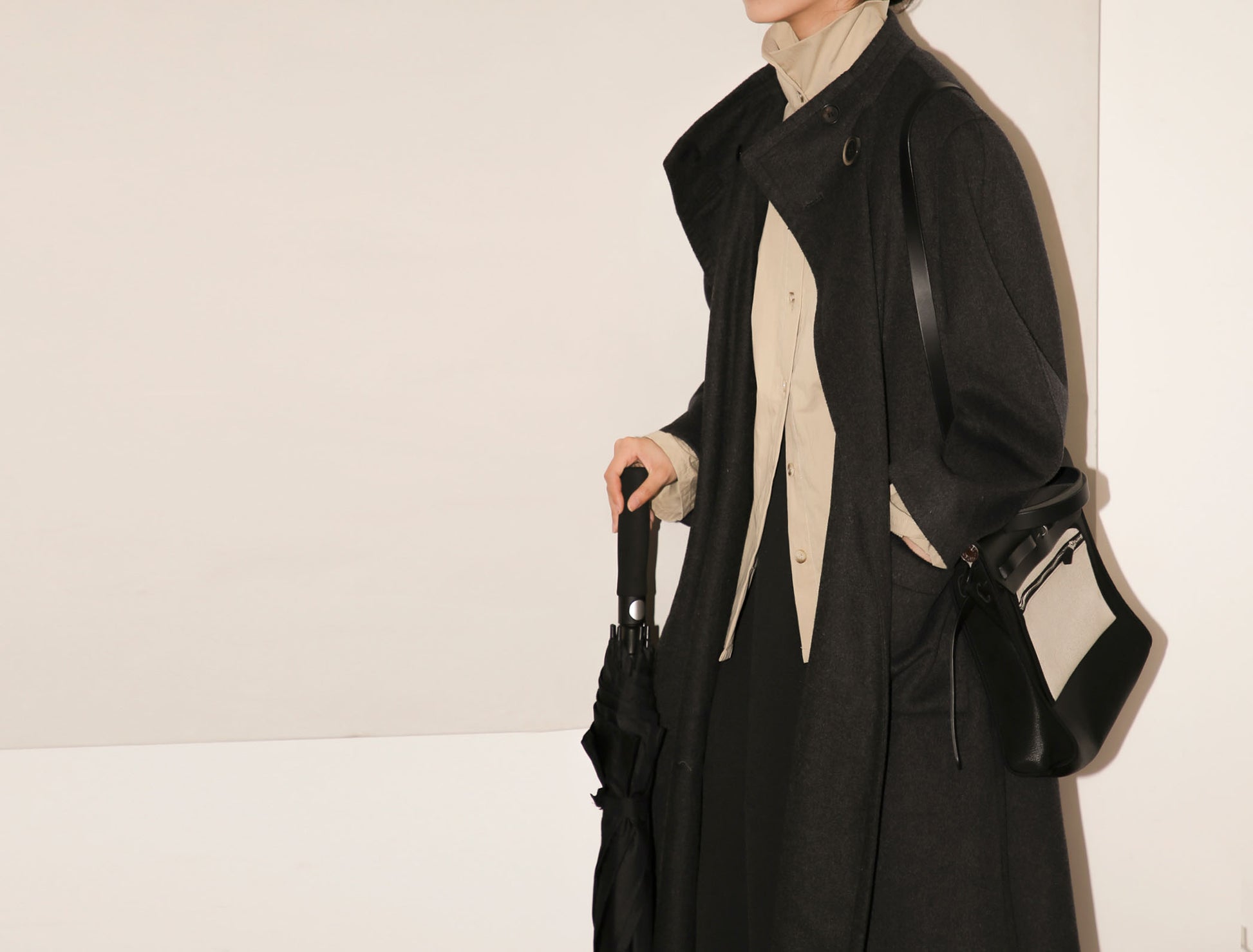 edoa Wool High Neck Collar Trapeze Coat