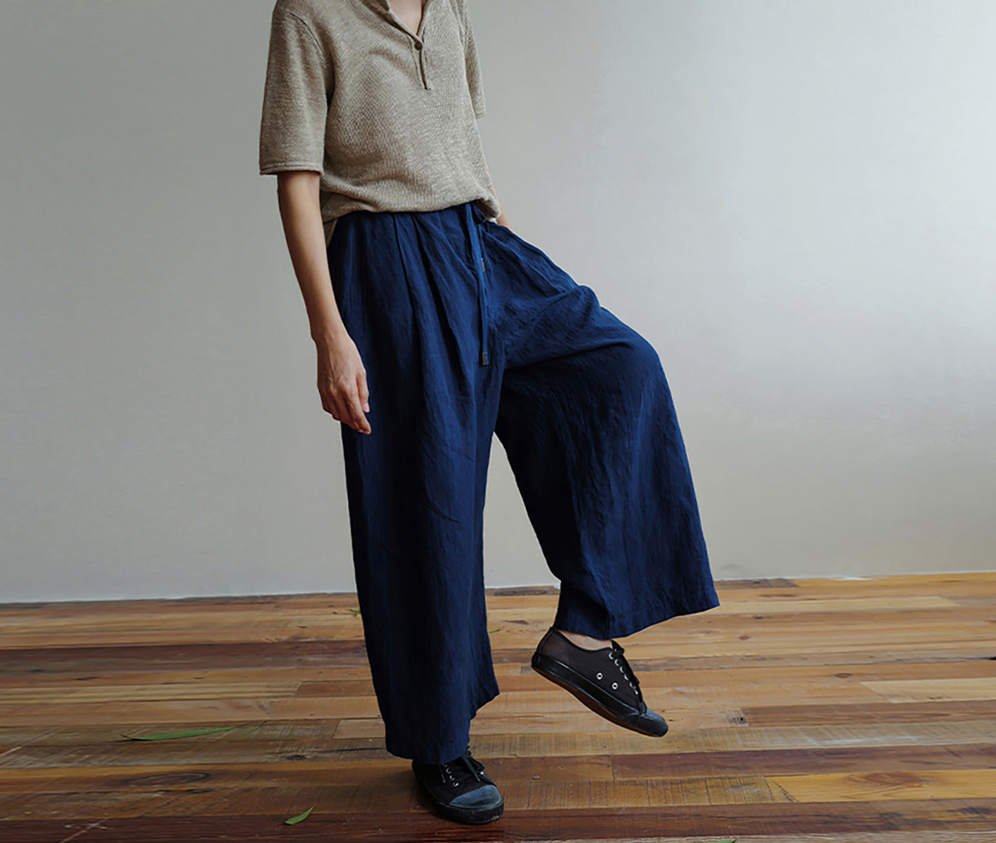edoa Plant Dyed Linen Gaucho Pants