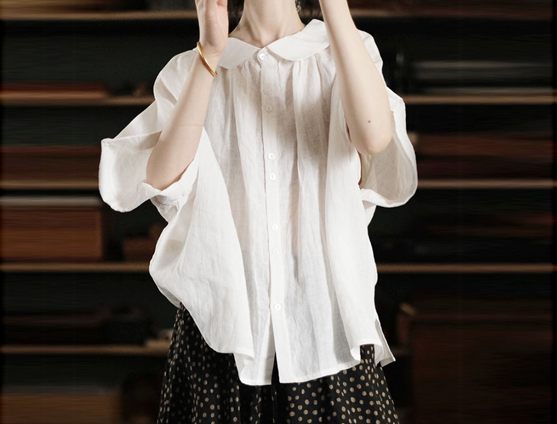 edoa Light Weight Linen Peter-pan Collar Shirt