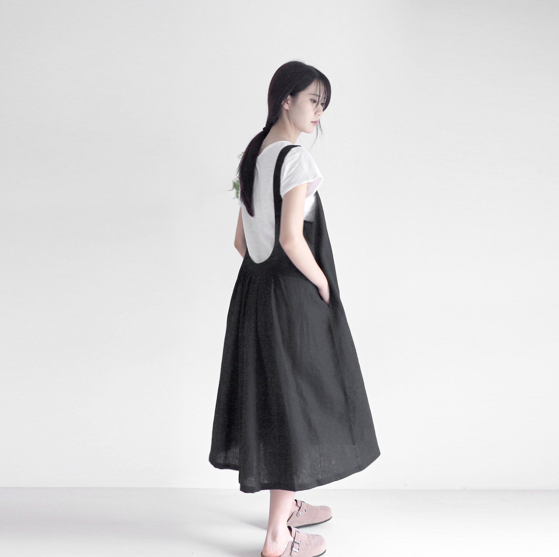 edoa linen pleated overall dress